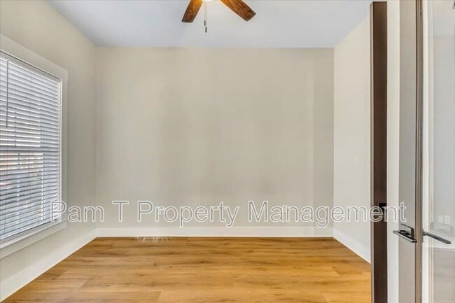 Building Photo - 1716 Reynolds St