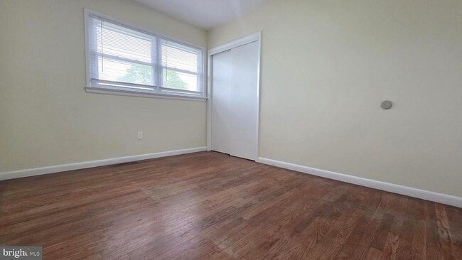 Building Photo - 361 David Hall Rd