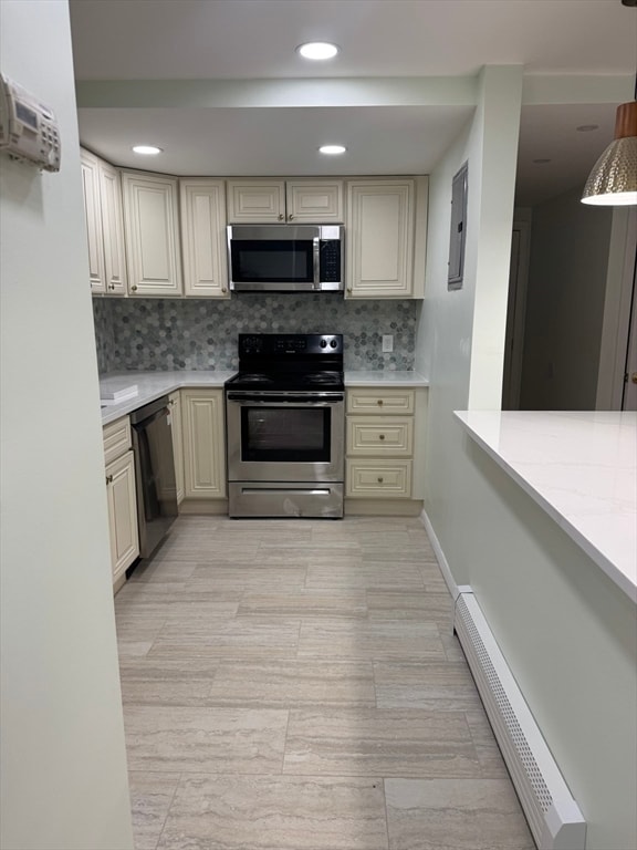 Building Photo - 10 Linda Ln