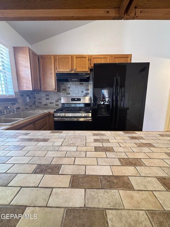 Building Photo - 10928 Duke Snider Cir