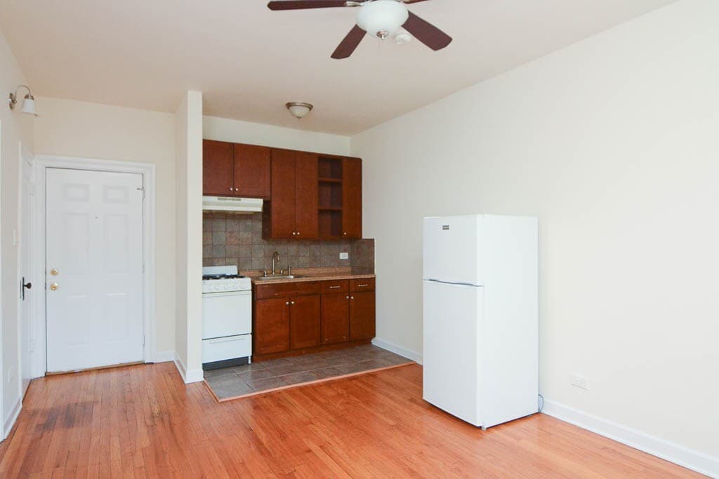 Building Photo - 2737 N Spaulding Ave