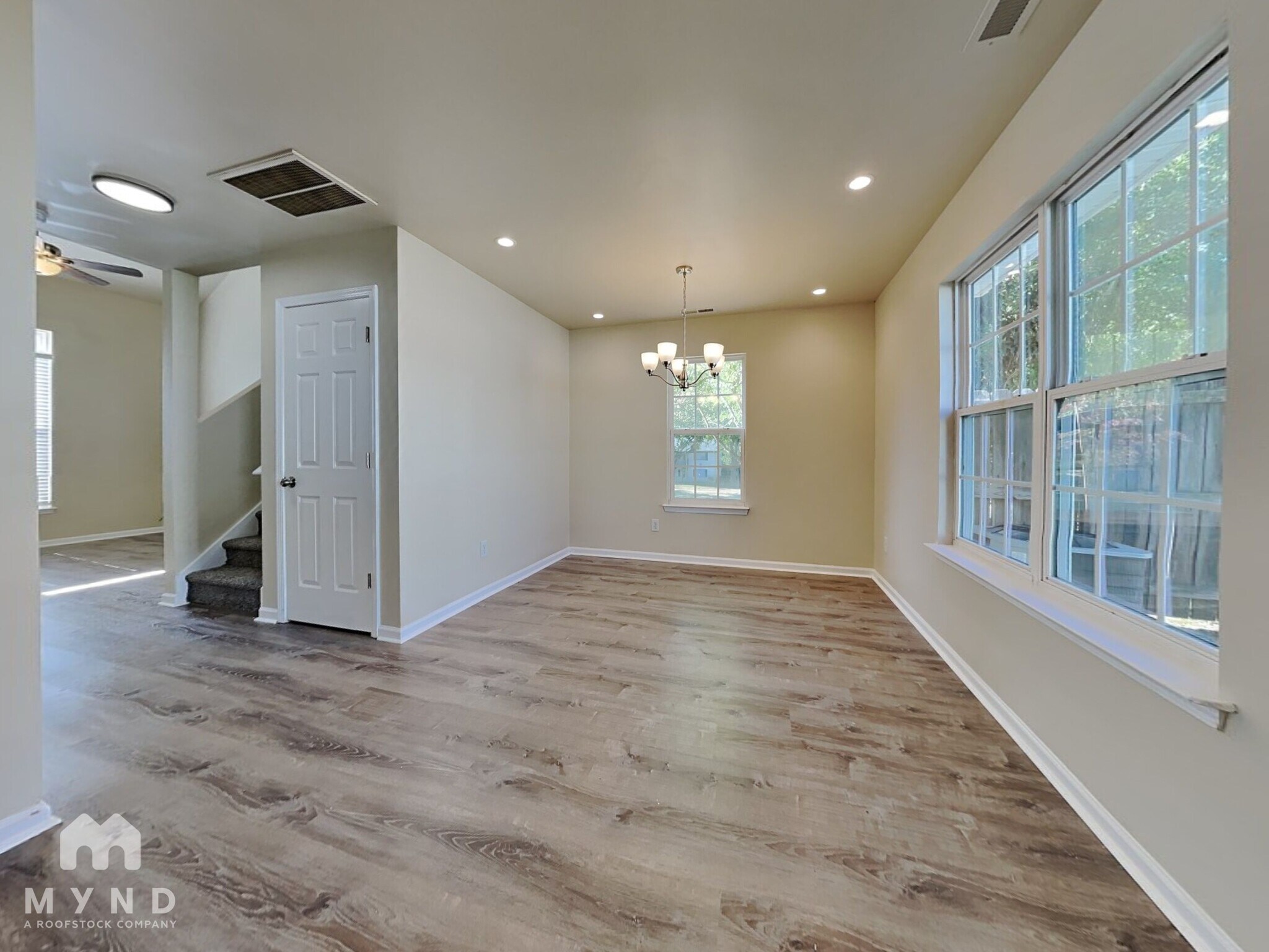 Building Photo - 5146 Brooktree Dr