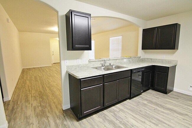 Building Photo - 5810 New Endings Ct