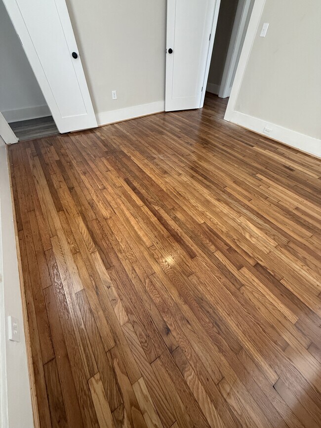 Building Photo - 208 58th St N