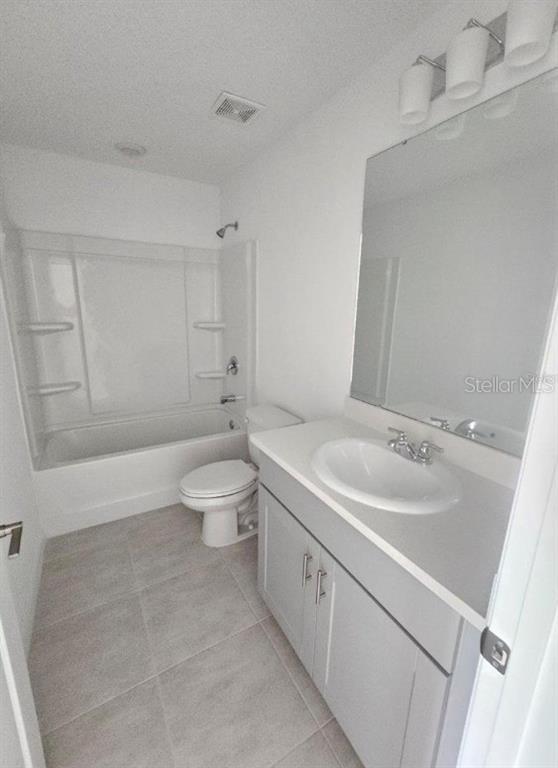 Building Photo - 2711 Puffin Pl