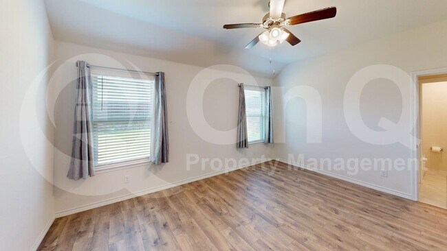 Building Photo - 513 Gunsmoke Trail
