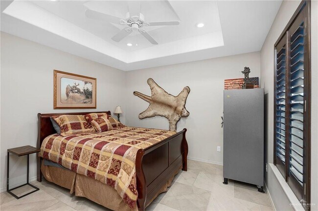 Building Photo - 11 Jackson N Rd