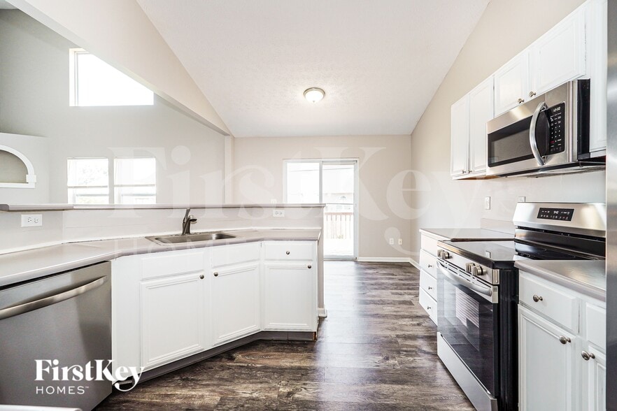 Building Photo - 3253 Kady Ln