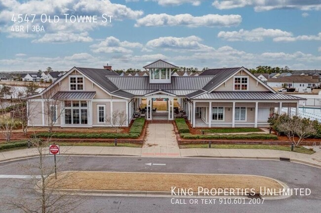 Building Photo - 4547 Old Towne St