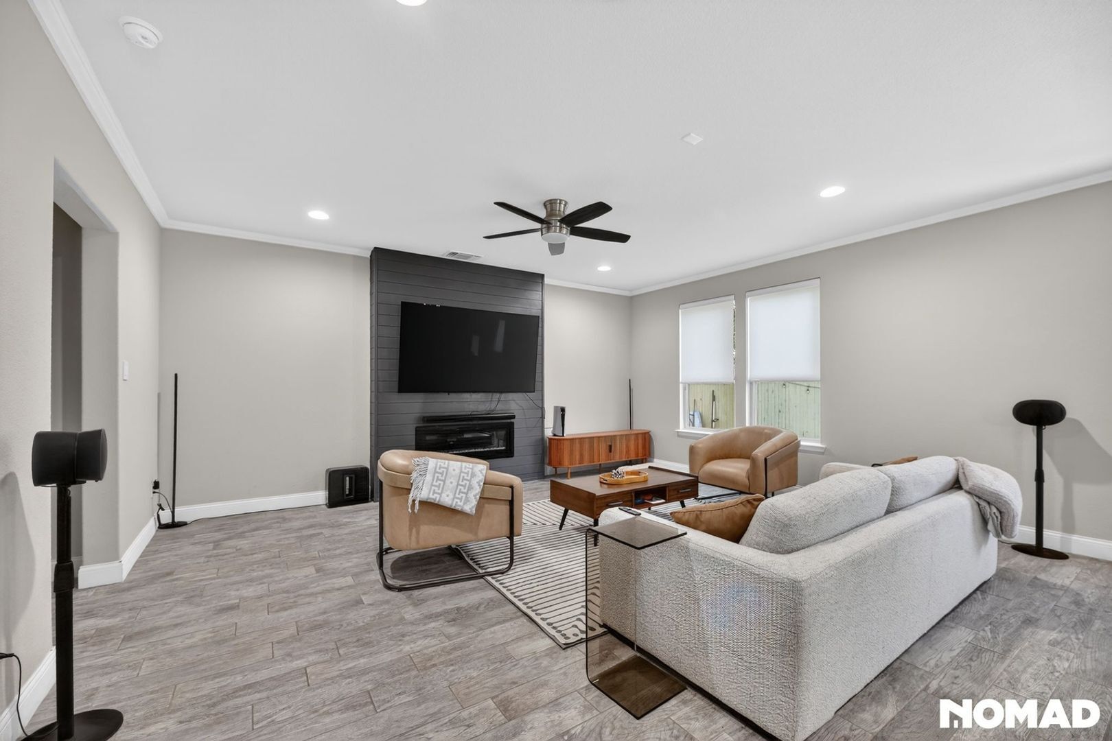 Building Photo - 417 Ln Dera Dr