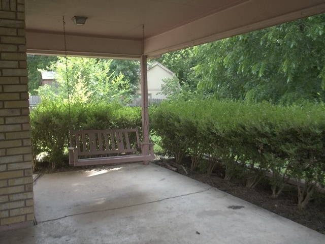 Building Photo - 1207 Ruiz Dr