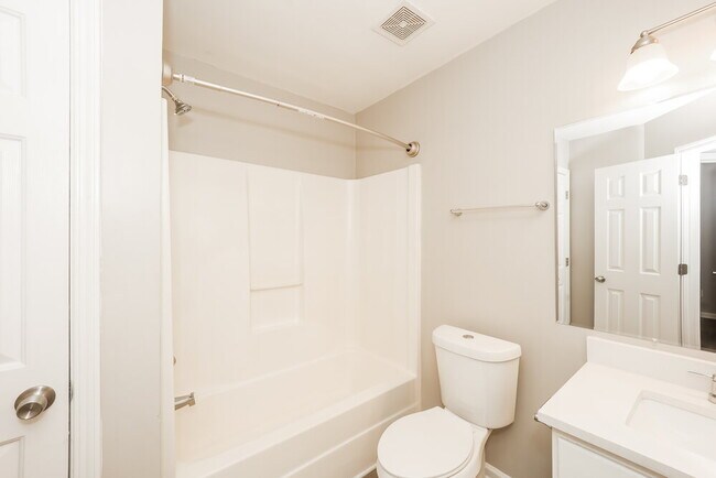 Building Photo - 3627 Lower Creek Dr