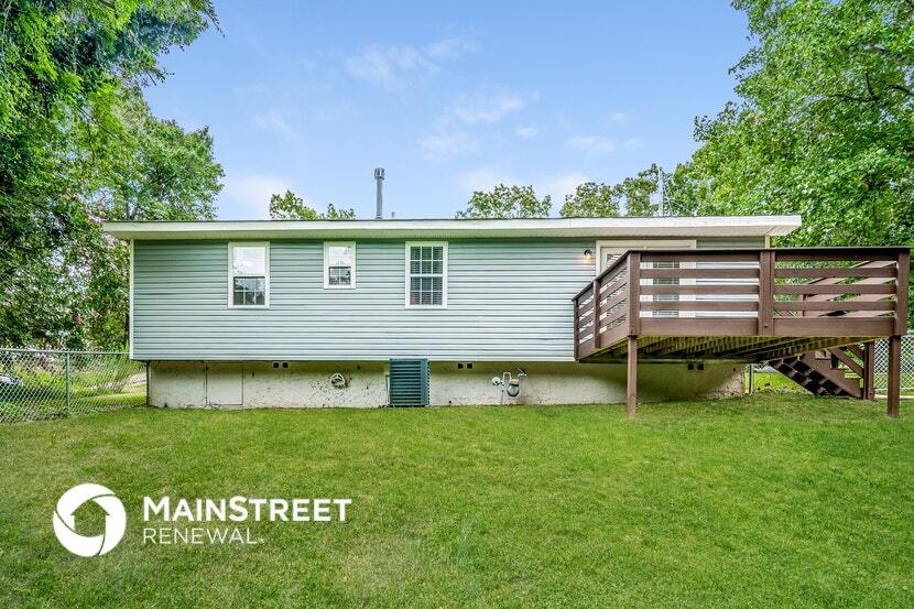 Building Photo - 5712 Desoto Dr