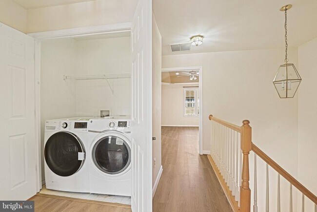 Building Photo - 2658 Logan Wood Dr