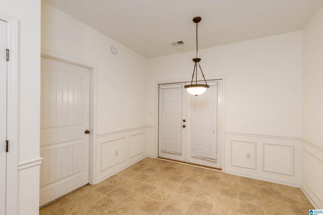 Building Photo - 2348 Ridgemont Dr