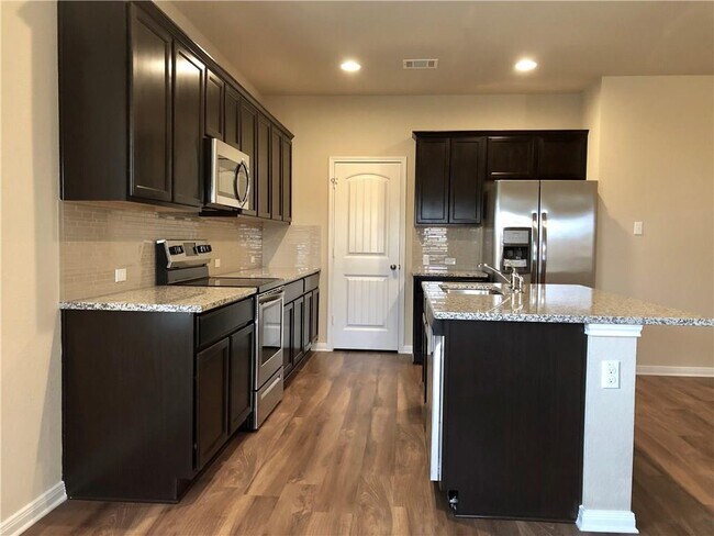 Building Photo - 1512 Ferryman Dr