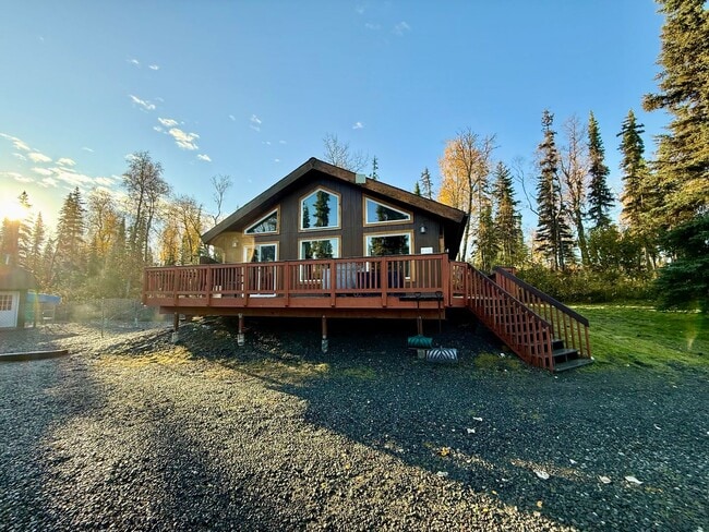 Building Photo - SEASONAL SOLDOTNA CABIN