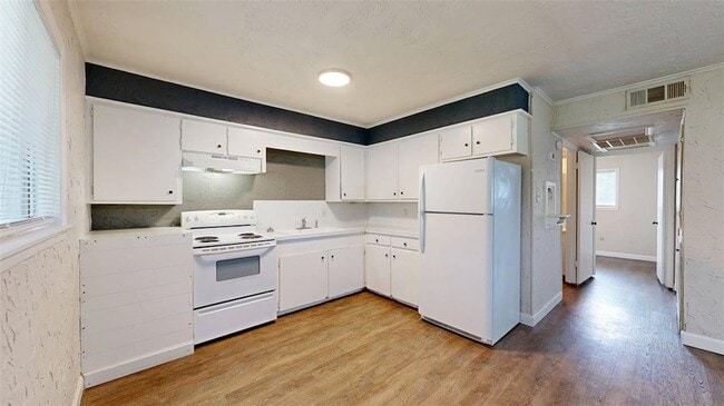 Building Photo - 16567 Farm to Market Rd 2154