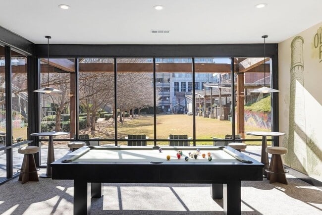 Building Photo - 659 Auburn Ave NE