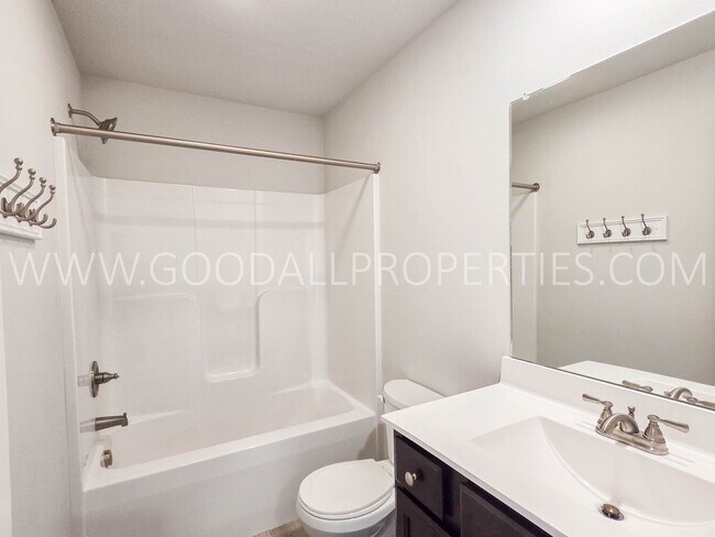 Building Photo - Beautiful Clive Home in Waukee Schools | Quartz Counters & 2-Car Garage