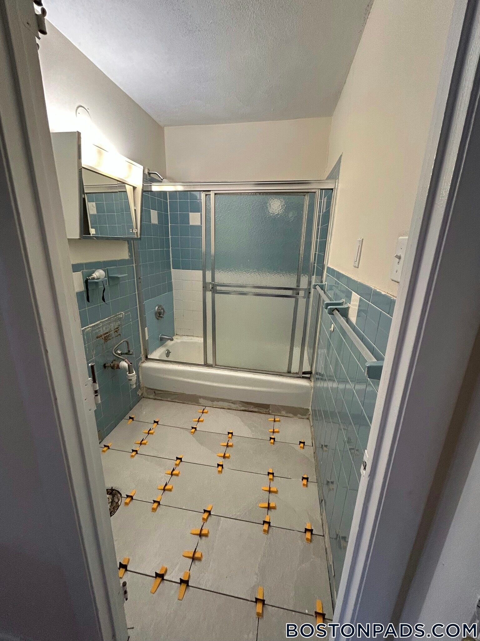 Building Photo - 84 Gardner St