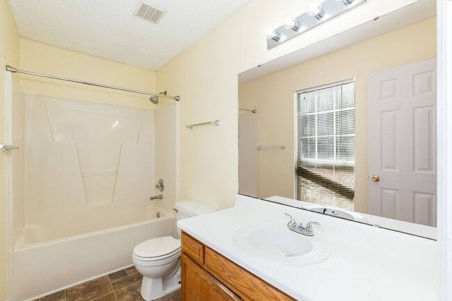 Building Photo - Beautiful One-Level 3-Bedroom Home in Raleigh