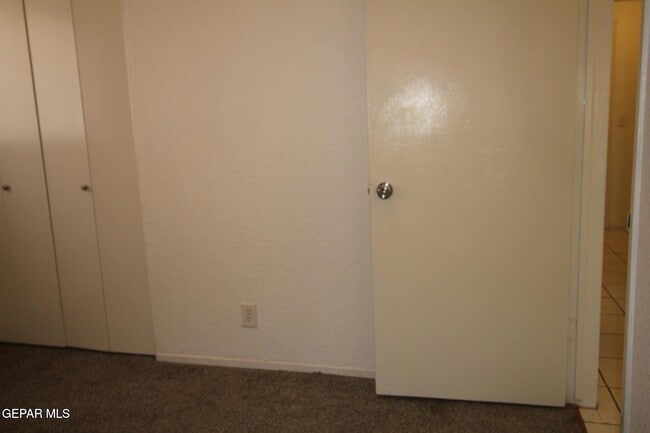Building Photo - 9604 Gaza Dr