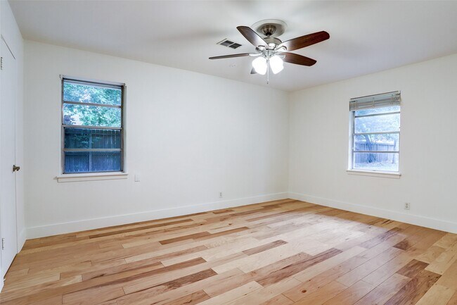 Building Photo - 3611 Galway Ln