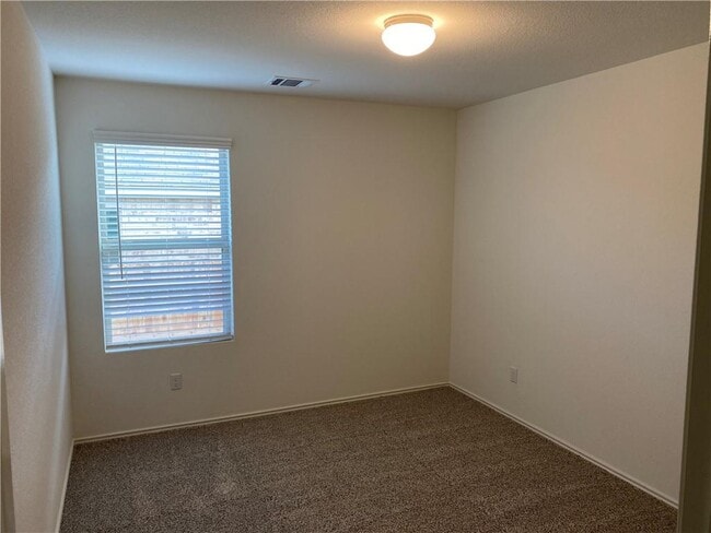 Building Photo - 128 Calomel Trl