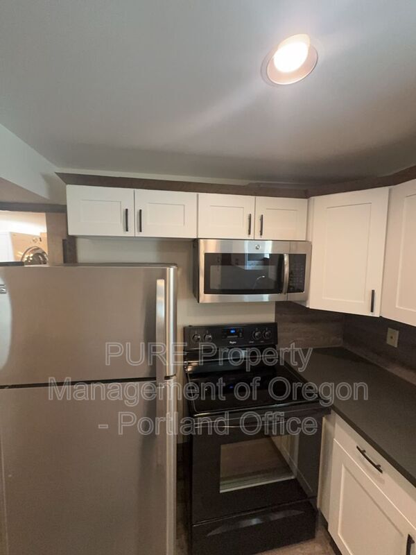 Building Photo - 2324 N Watts St