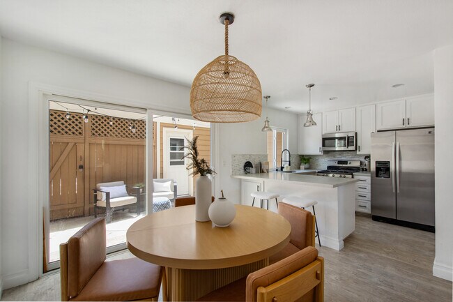 Building Photo - 19 Seabird Ct