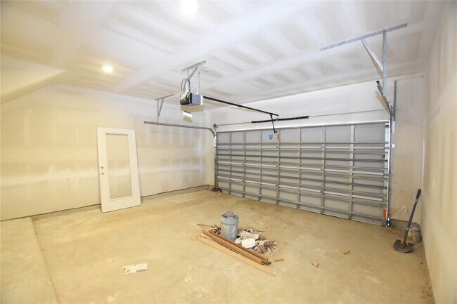 Building Photo - 1230 3rd Ave N