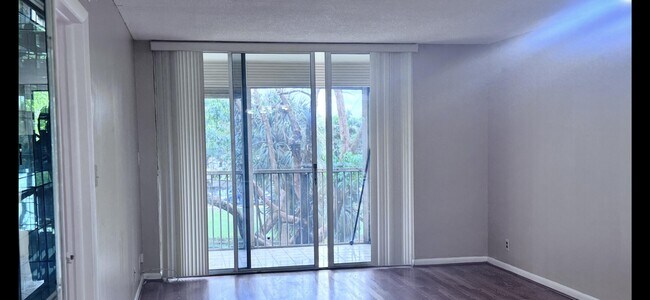 Building Photo - 3301 NW 47th Terrace