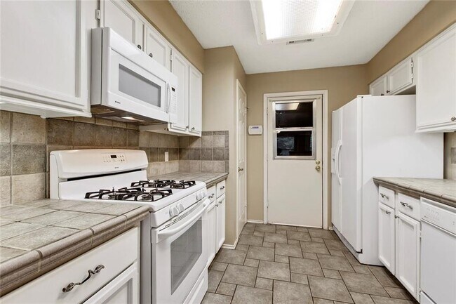 Building Photo - 10719 N Platt River Dr