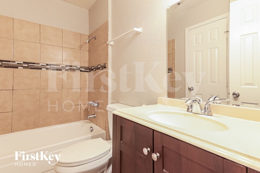 Building Photo - 2514 Old North Rd