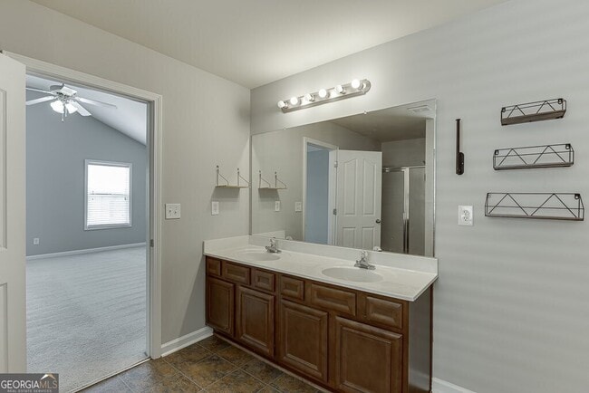 Building Photo - 5252 Catrina Way