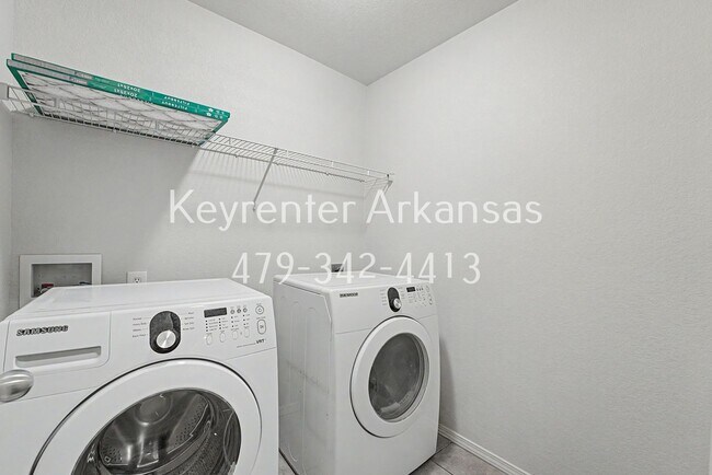 Building Photo - Beautiful 4-Bedroom Home in Fayetteville – Ideal for Comfortable Living!