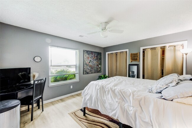 Building Photo - 6622 Rockergate Dr