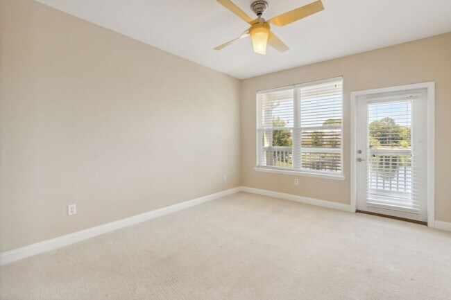 Building Photo - Cape Sound Condo