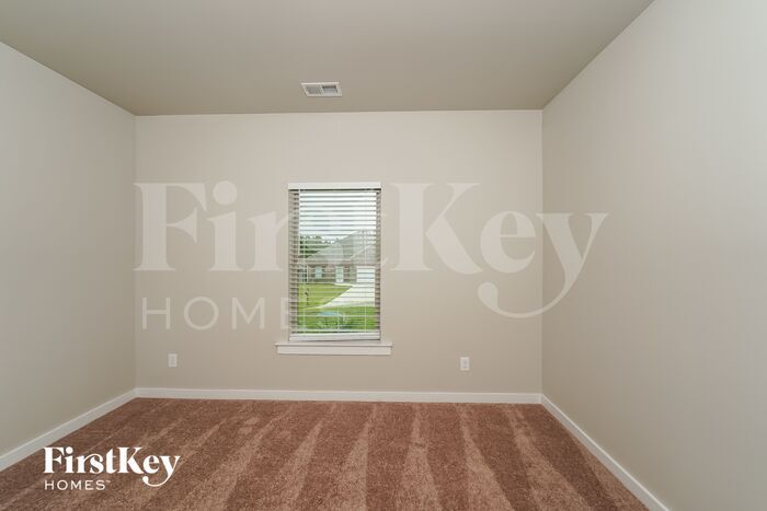 Building Photo - 1580 Brookhaven Dr