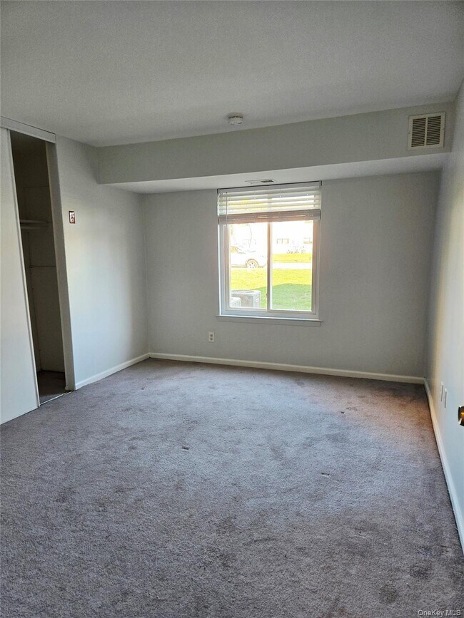 Building Photo - 3 Osage Ct