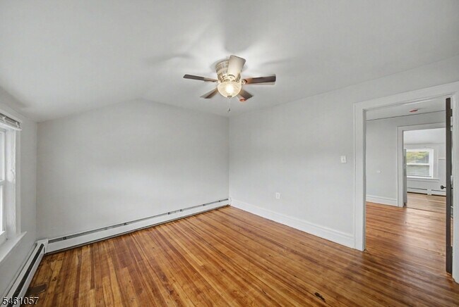 Building Photo - 151 Watchung Ave