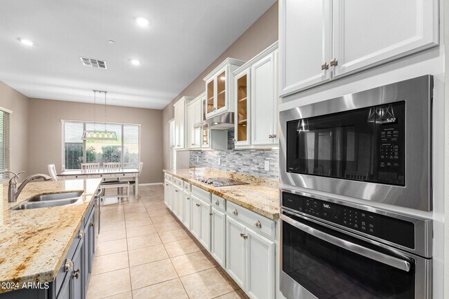 Building Photo - 14549 S 178th Dr