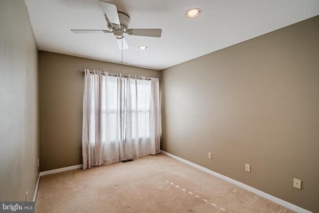 Building Photo - 801 Winchester Ct