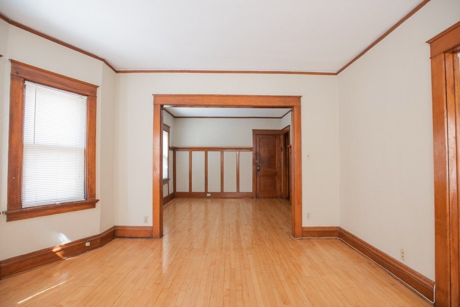 Building Photo - 1704 E Locust St