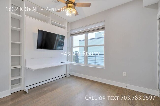 Building Photo - 1632 K St NE