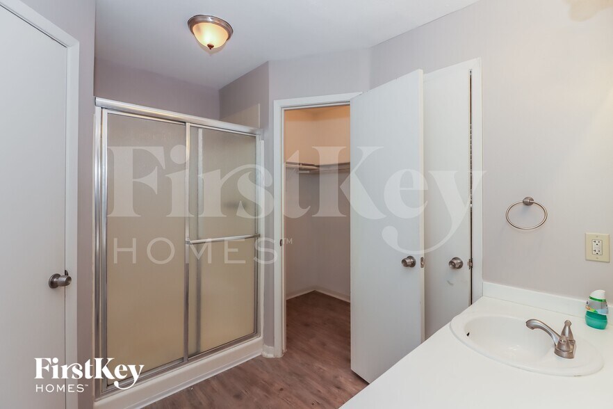 Building Photo - 12426 Sungate Ln