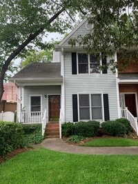 Building Photo - Prime Devine Street Location | 3 Bed, 3 Bath Available August 15