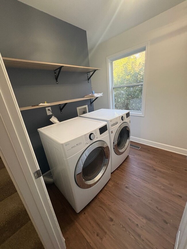 Building Photo - 1414 Ashburton Rd