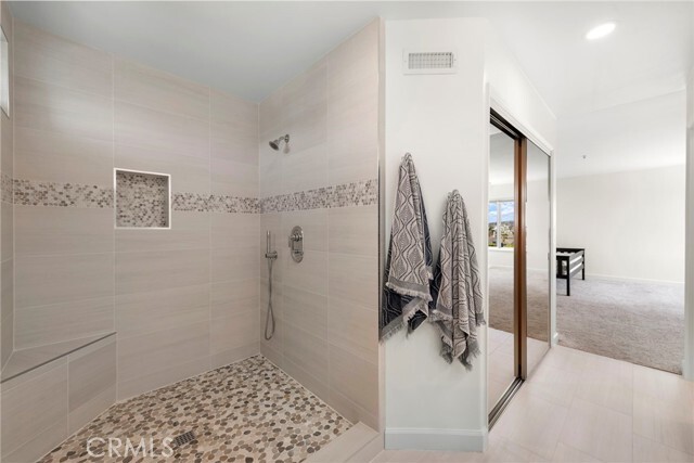 Building Photo - 2105 Via Gavilan